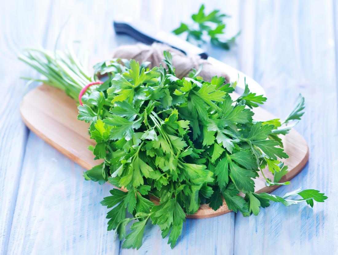 Parsley Leaves (Curly)